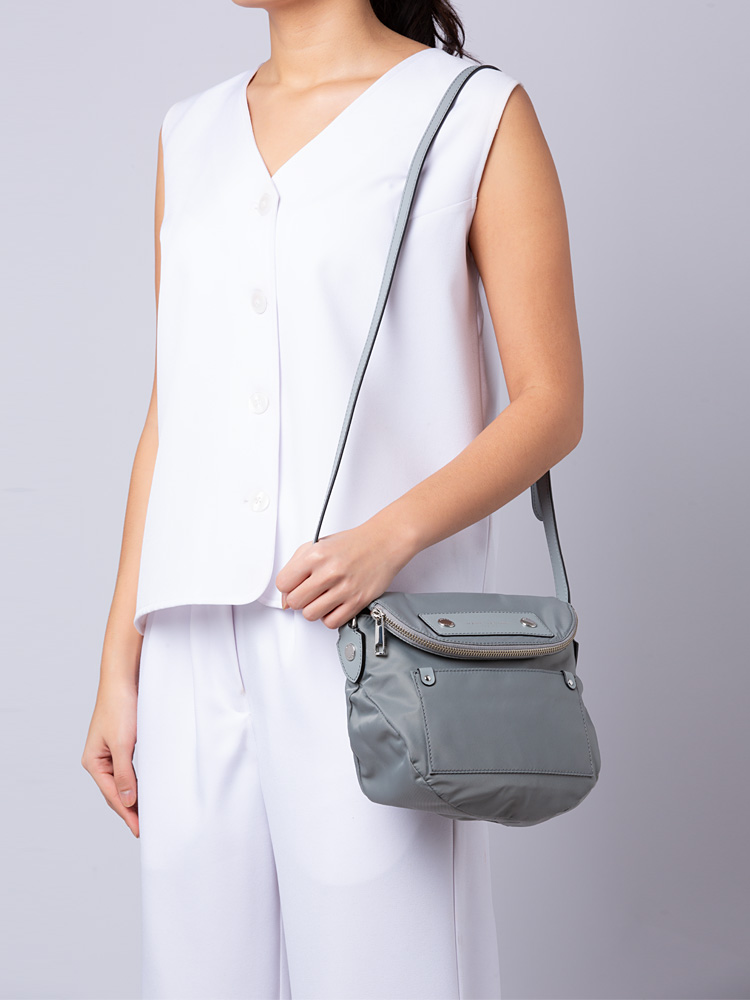 Marc Jacobs M0012909 Preppy Nylon Mini Messenger Rock Grey