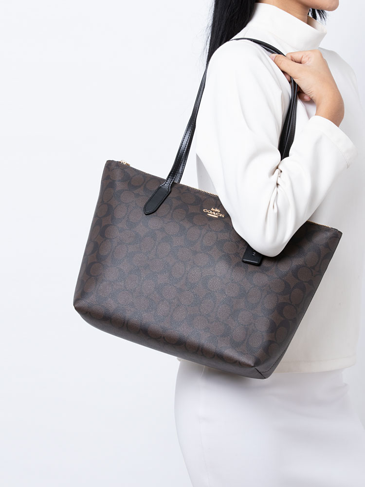 Coach zip tote signature top