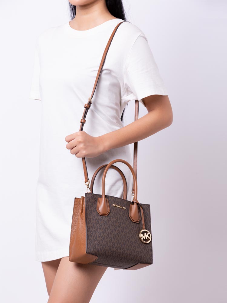 Michael michael kors mercer medium messenger sales
