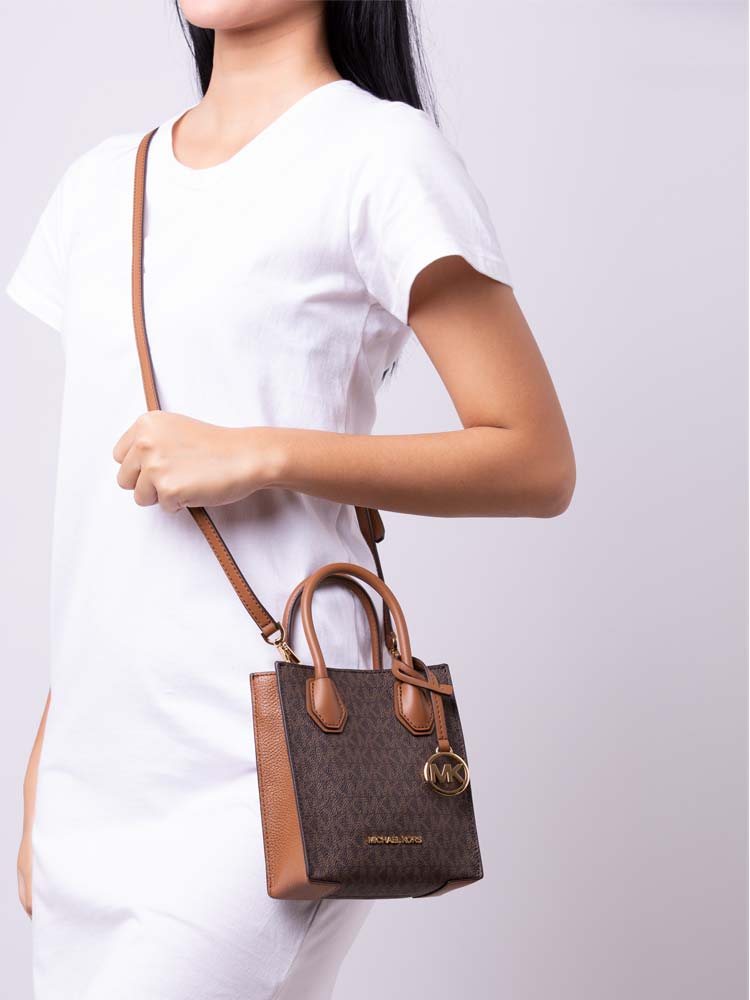 Michael Kors Mercer Signature XS NS Shopper Crossbody Brown