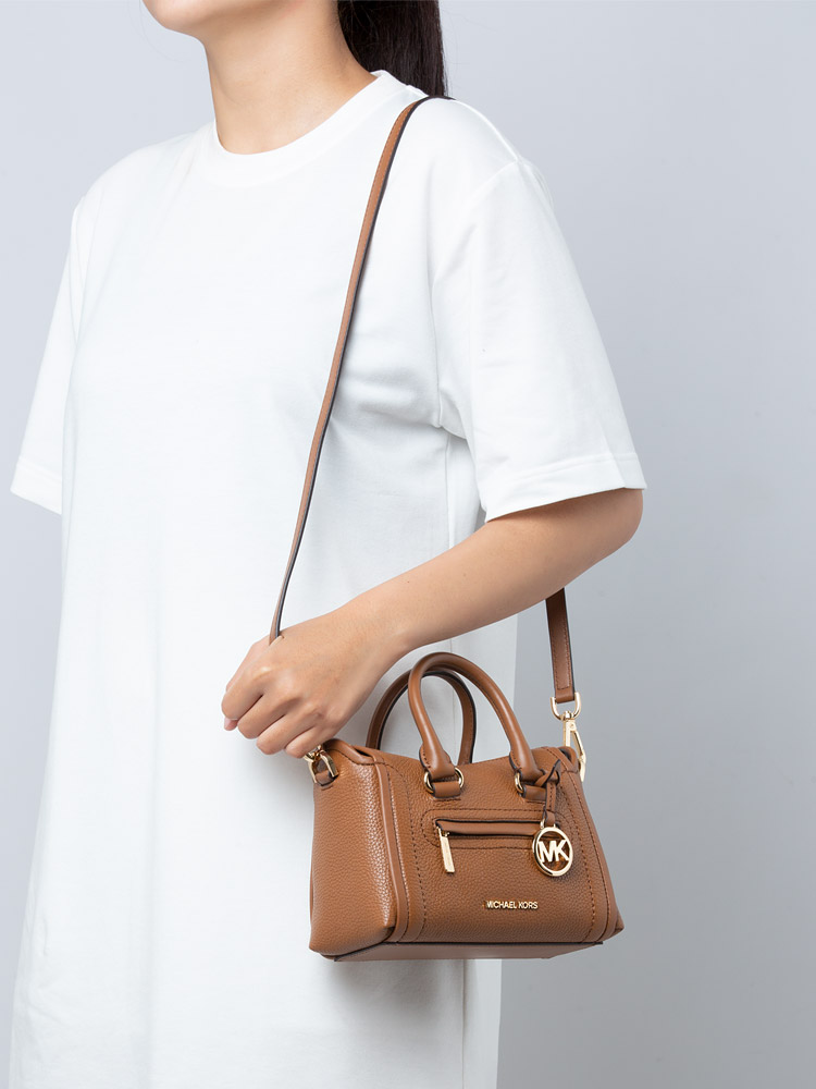 Carine sales michael kors