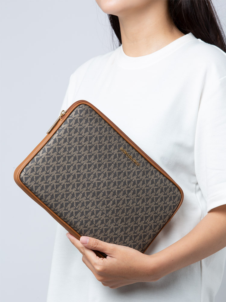 Michael kors ipad 1 case hotsell