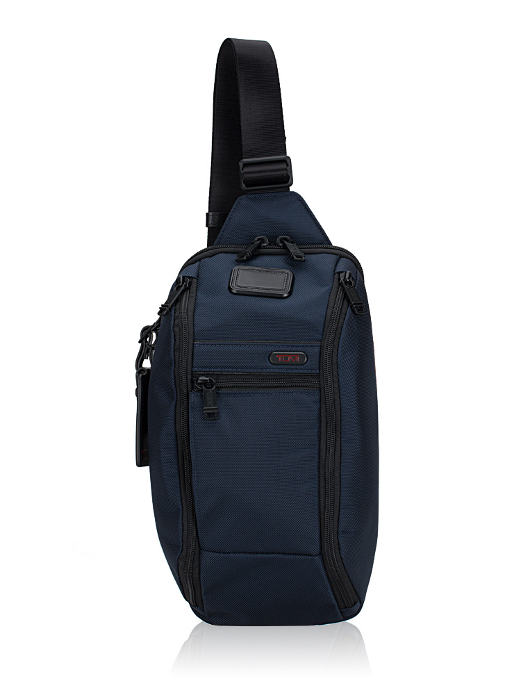Sling bag pria online branded original