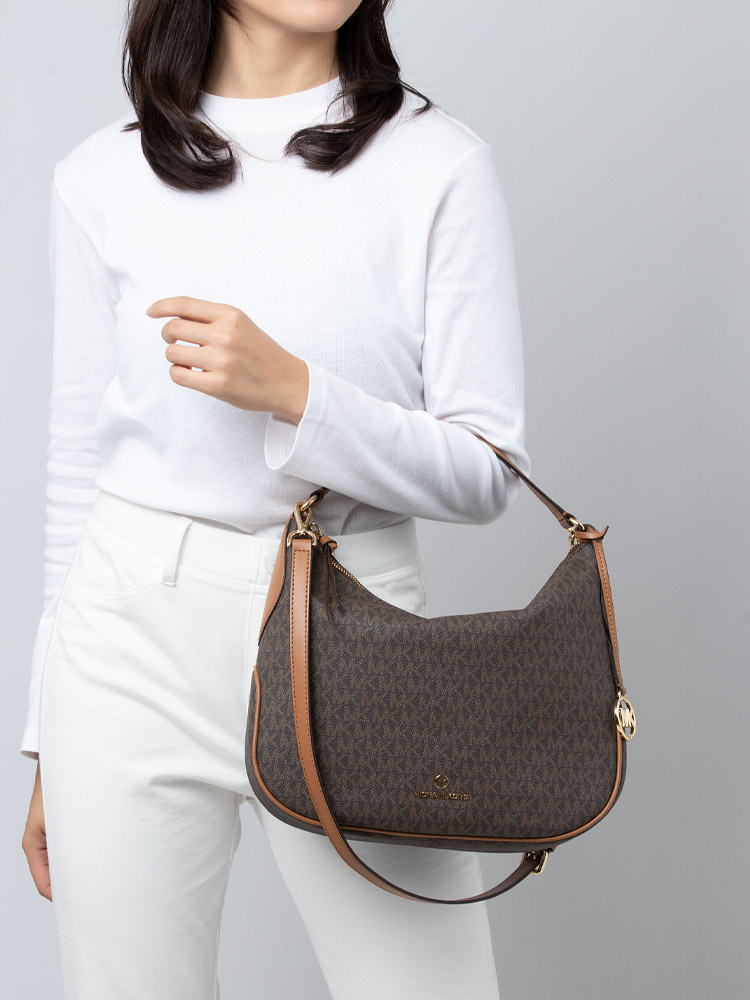 Michael michael kors kelsey signature crossbody 2025
