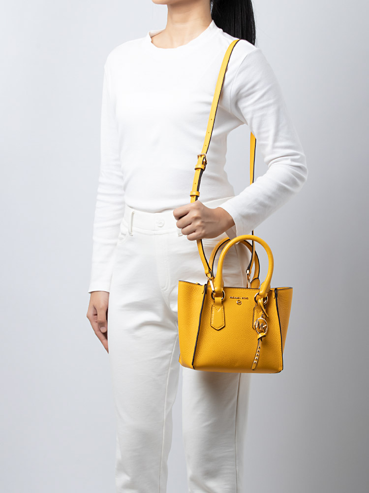 Michael kors jasmine best sale bag