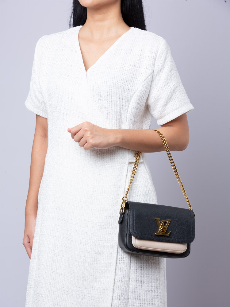 Buy Louis Vuitton Pre-loved LOUIS VUITTON bandeau BB let's go Noir