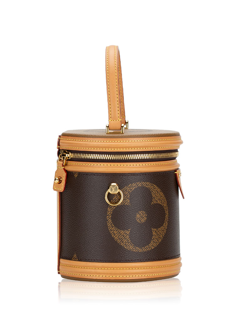 Louis Vuitton Monogram Giant Cannes