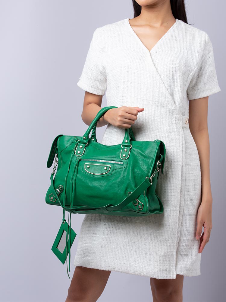 Balenciaga classic city aj store