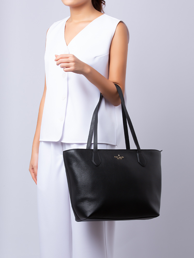Michael kors leila tote hotsell