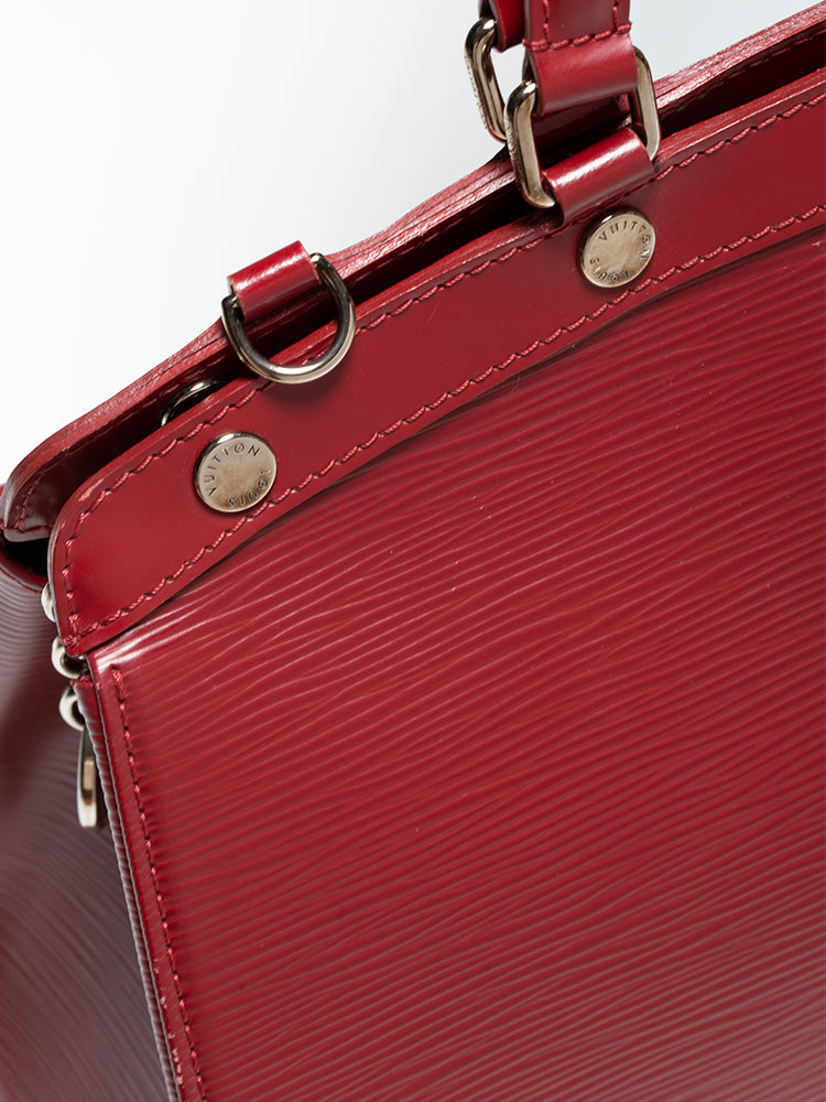 Louis Vuitton Epi Brea MM Rubis