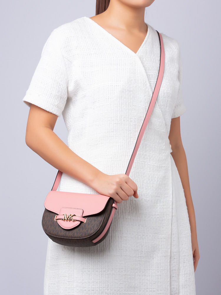 Michael Kors Signature Reed Small Saddle Crossbody Primrose
