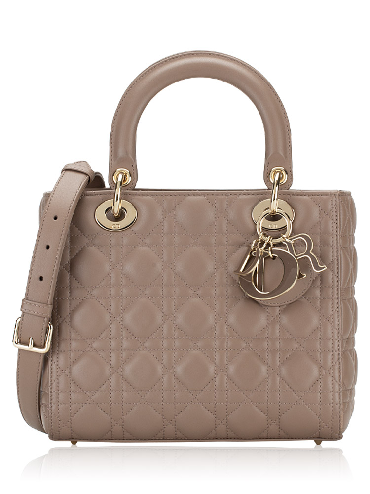 Lady dior medium on sale lambskin