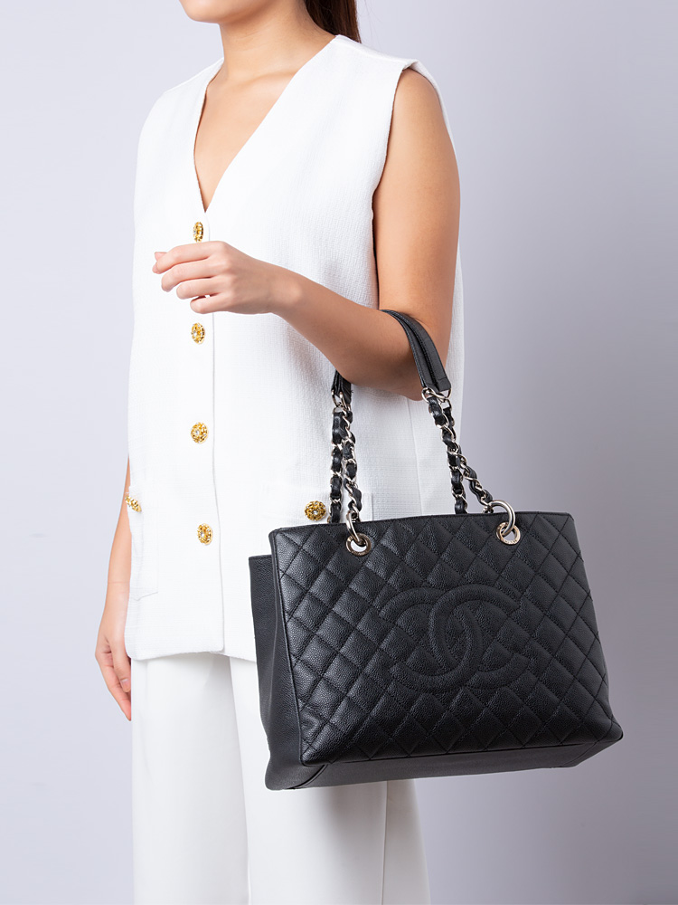 Chanel caviar quilted grand shopping cheap tote gst black