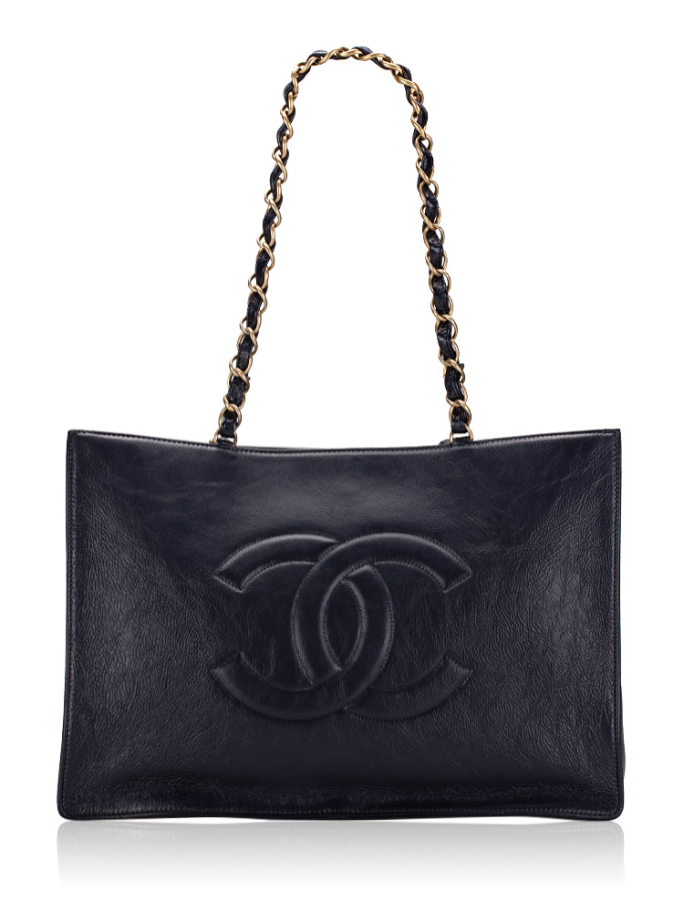 A Complete Guide to The Chanel Trendy CC Bag - PurseBop | Pink bags outfit,  Bags, Pink chanel bag