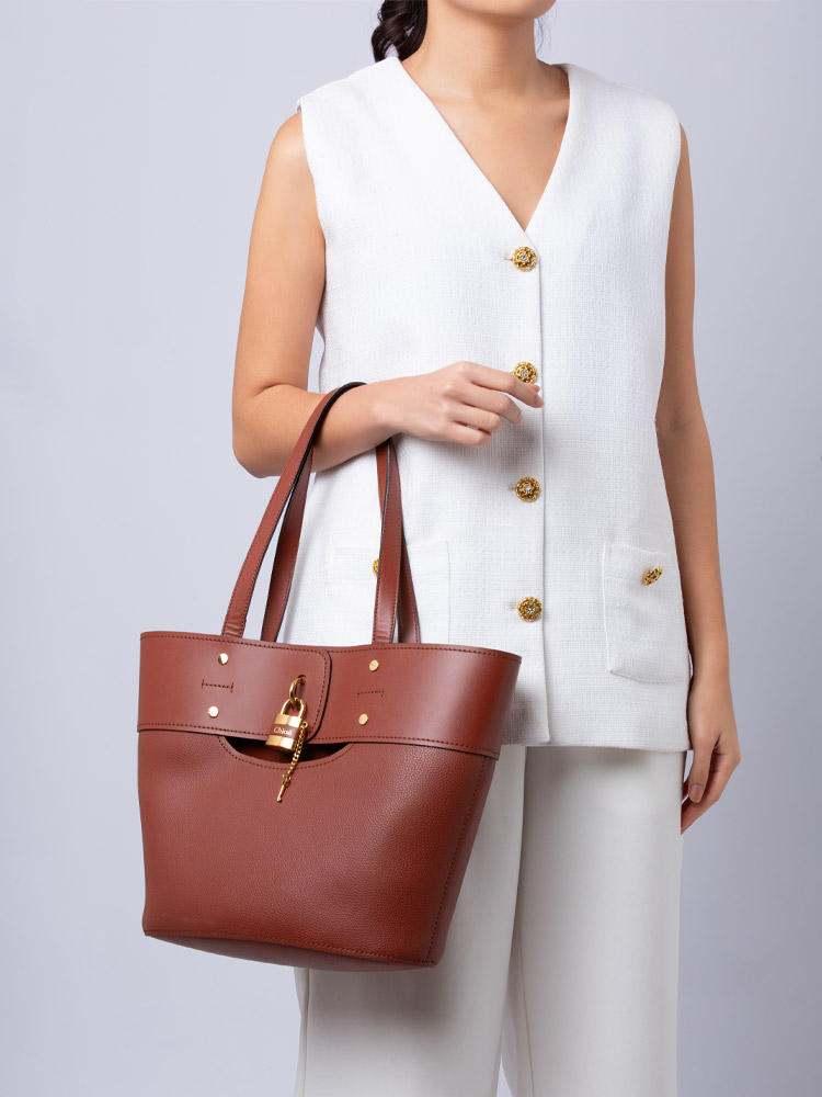 Chloe aby tote sale