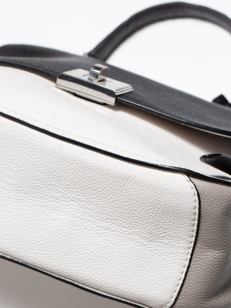 Mk cassie satchel hotsell
