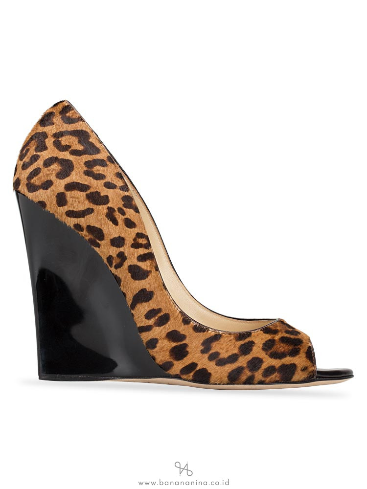 JIMMY CHOO Victoria Leopard Print Pumps Camel Sz 37.5