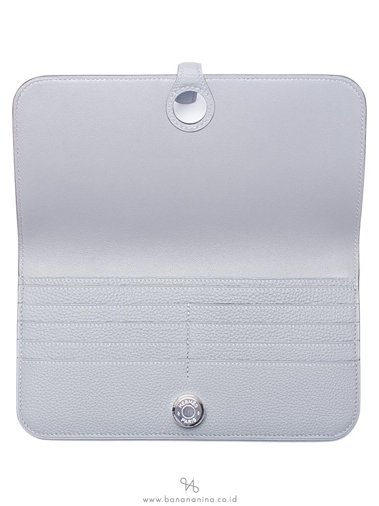 HERMES Dogon Leather Wallet Gris Mouette