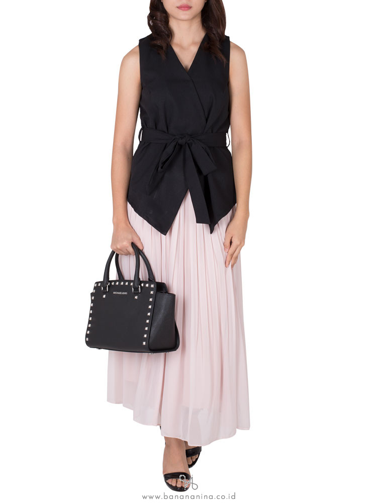 MICHAEL KORS Selma Studded Medium Leather Satchel Black