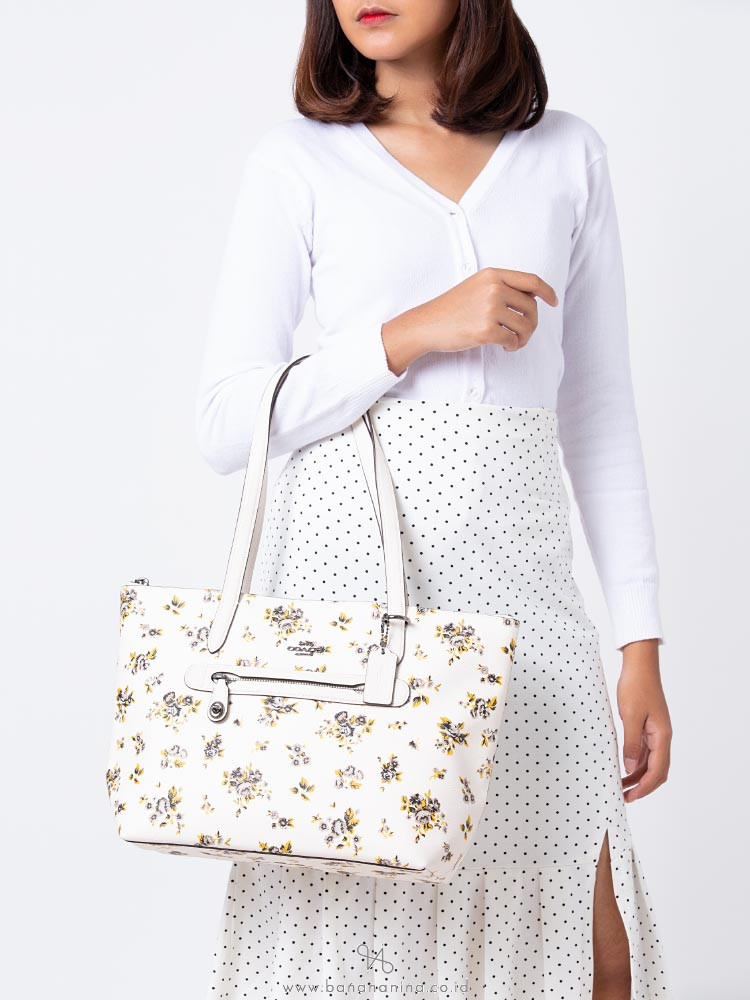 COACH 87458 Prairie Print Taylor Tote Chalk