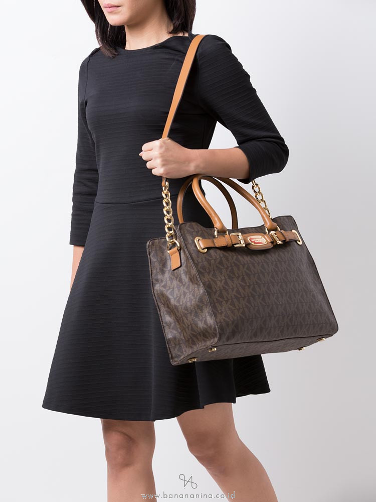MICHAEL KORS Hamilton Monogram Large East West Tote Brown Acorn