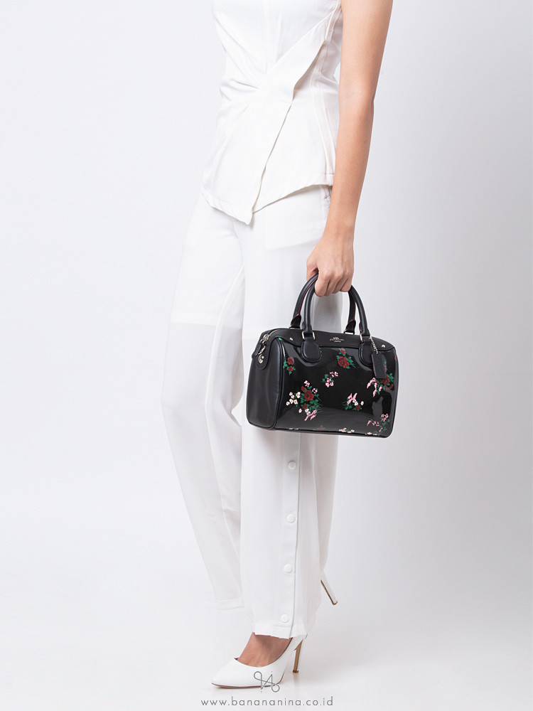 COACH 25856 Cross Stitch Patent Mini Bennet Black Multi