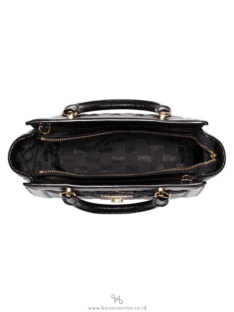 MICHAEL KORS Vivianne Quilted Patent Small Top Zip Messenger Black