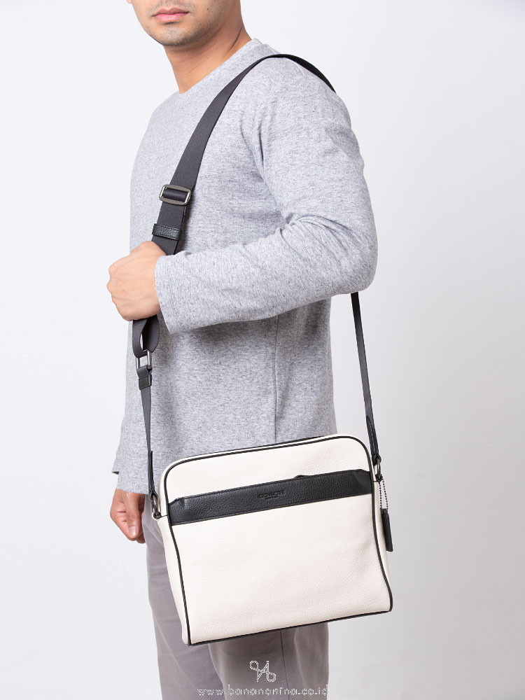 COACH Men 26077 Colorblock Charles Camera Bag Chalk Black