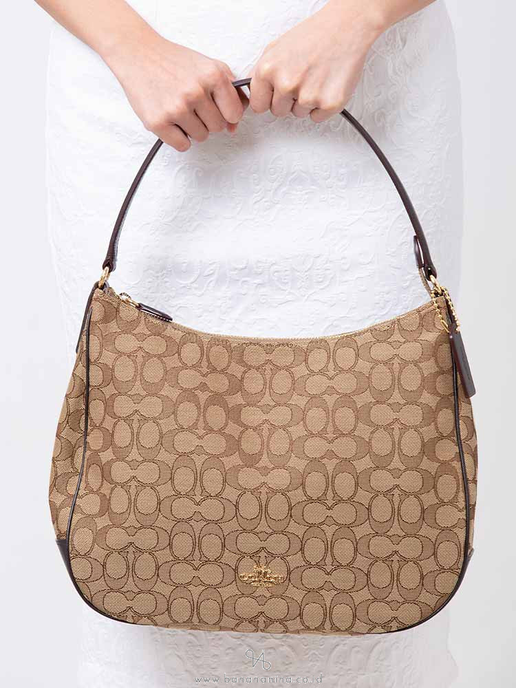 COACH 29959 Outline Signature Zip Shoulder Bag Khaki Brown