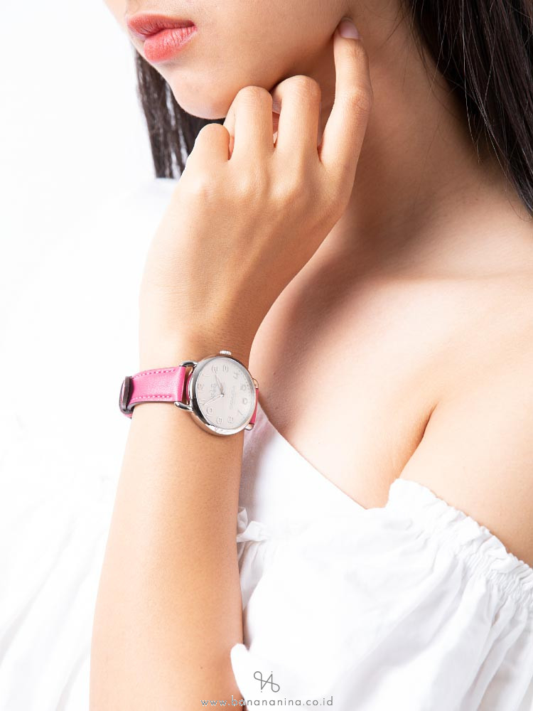 COACH 14502560 Delancey Leather Strap Pink