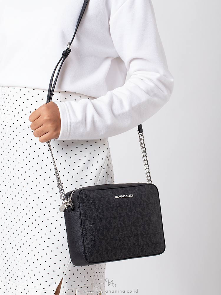 MICHAEL KORS Jet Set Item Monogram Large Crossbody Black Silver