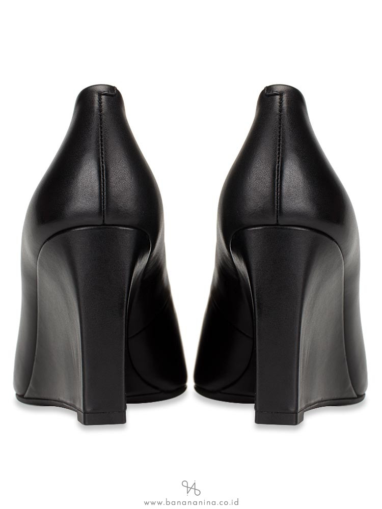 TORY BURCH Luna Leather Wedges Black Sz 7