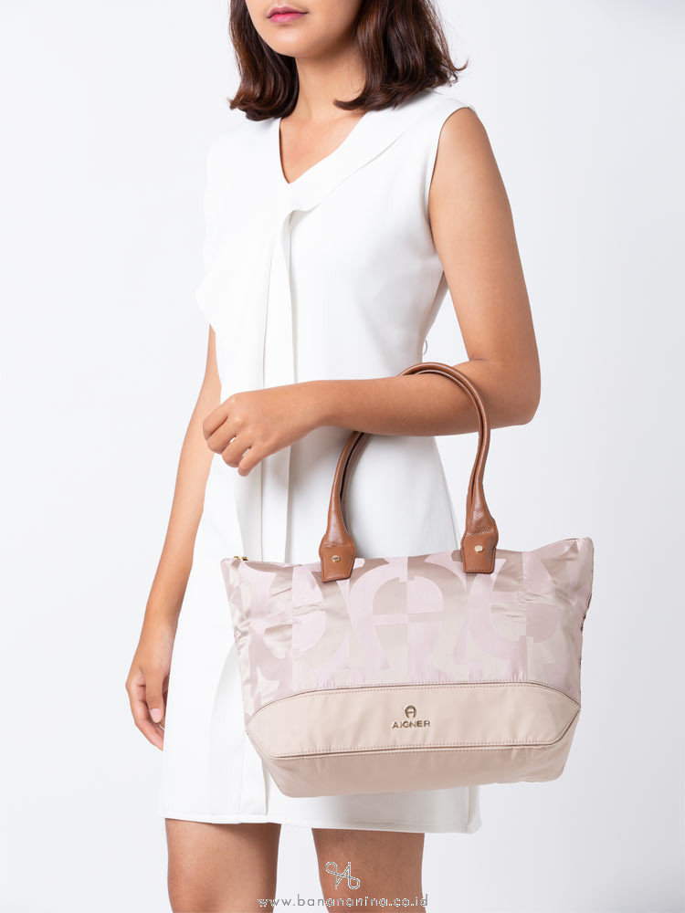 AIGNER Signature Nylon Tote Taupe