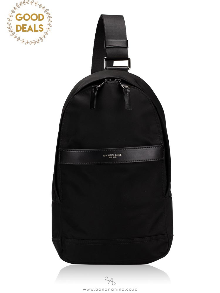 MICHAEL KORS Men Kent Nylon Sling Pack Black