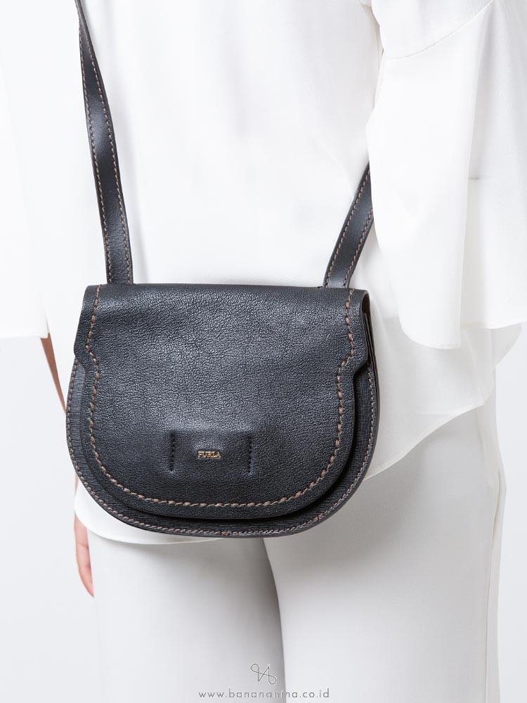 FURLA Gioia Leather Crossbody Onyx