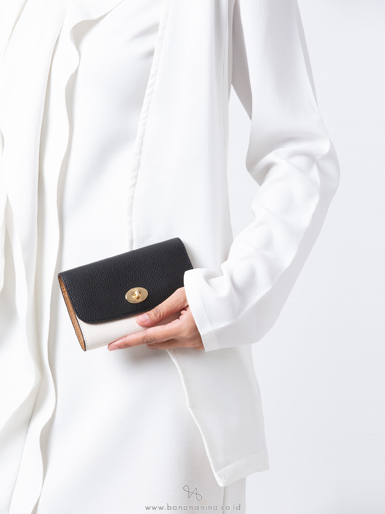 COACH 31650 Colorblock Medium Envelope Wallet Chalk Black Multi