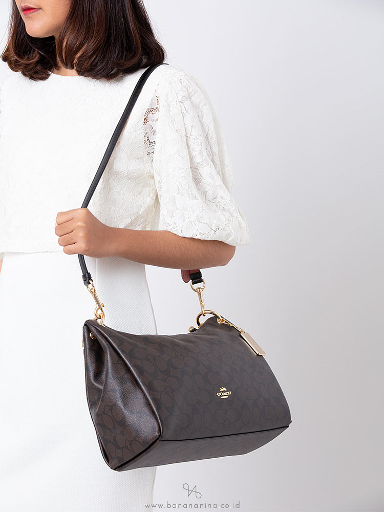 Coach small mia outlet bag