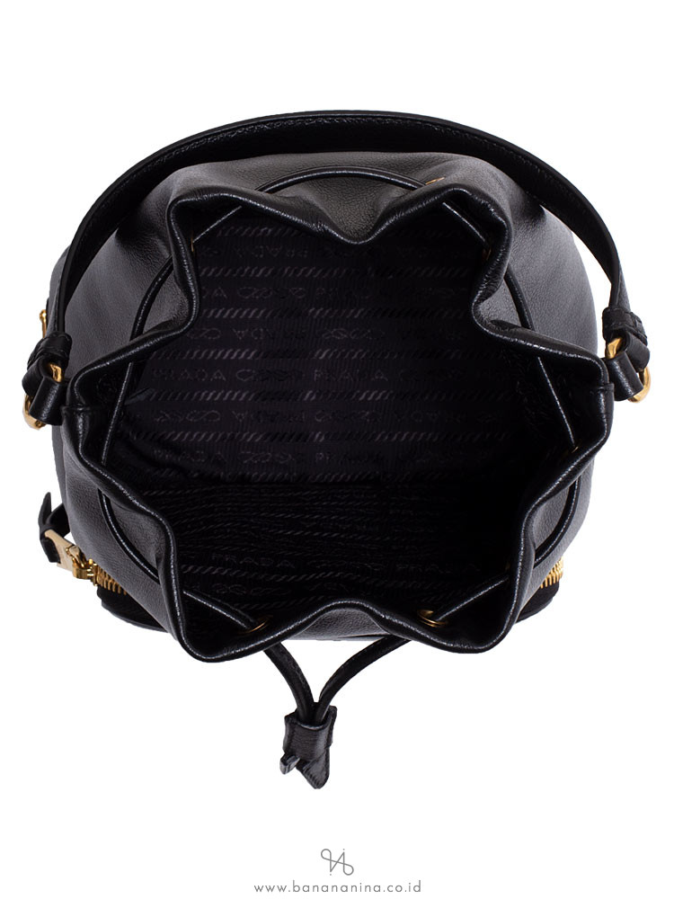 PRADA 1BH038 Glaze Calf Bucket Bag Nero