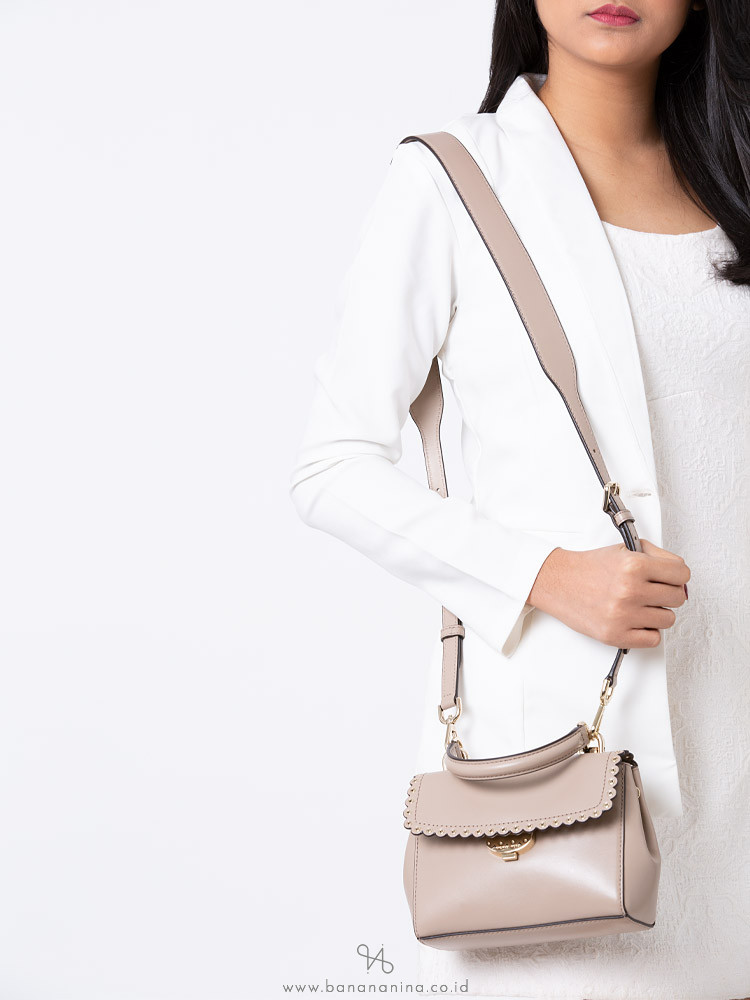 MICHAEL KORS Ava Scalloped XS Leather Crossbody Truffle