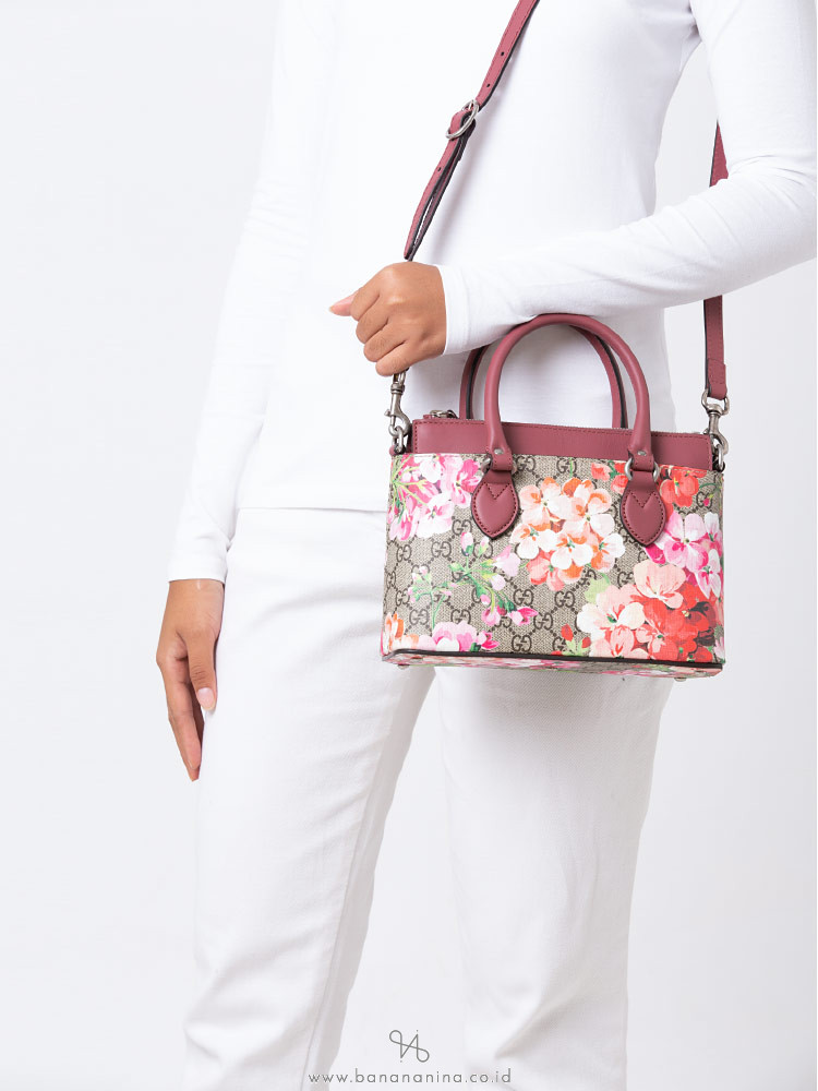 GUCCI GG Supreme Bloom Mini Tote Dusty Rose