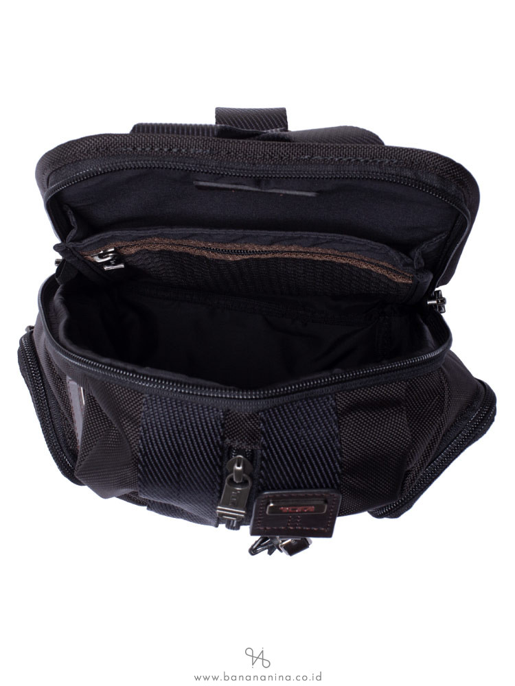 TUMI Men Higgins Sling Pack Black Brown