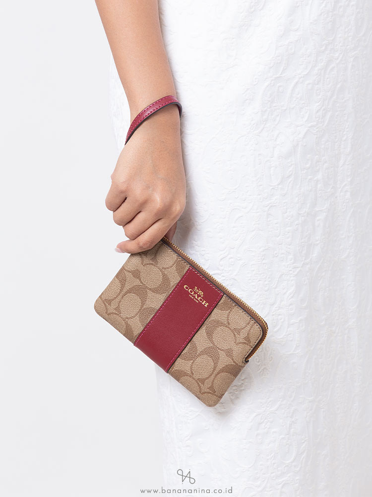 COACH 58035 Signature Small Wristlet Khaki Cherry