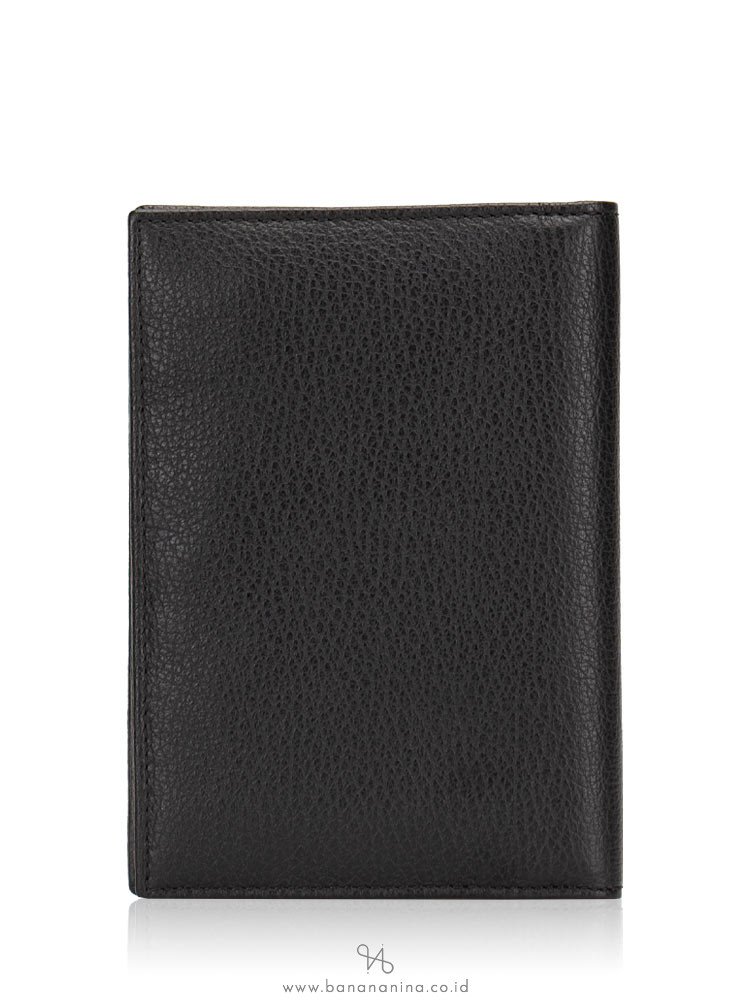 GUCCI Men Leather Passport Holder Black