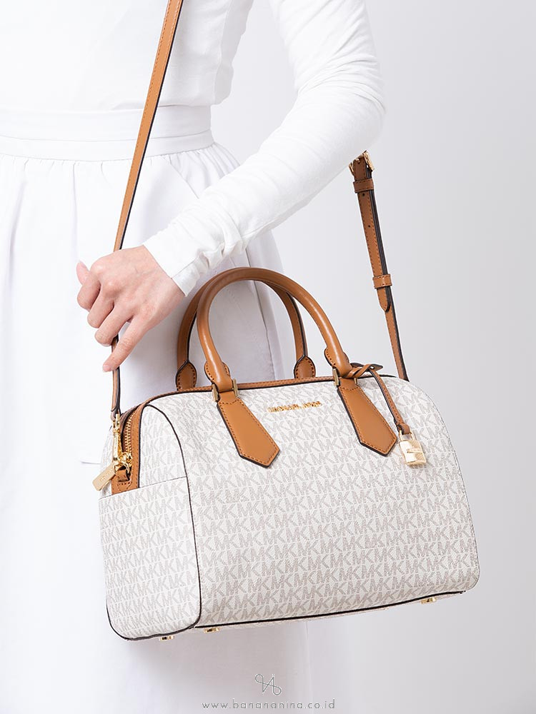 Michael kors hayes large outlet duffle satchel bag