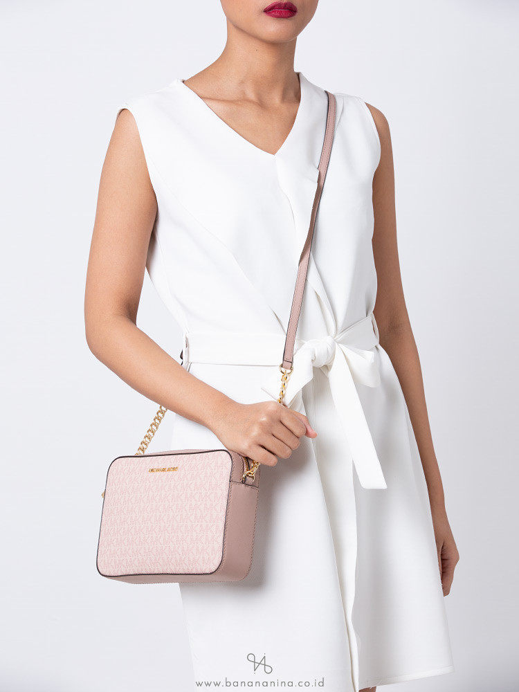 michael kors jet set crossbody ballet