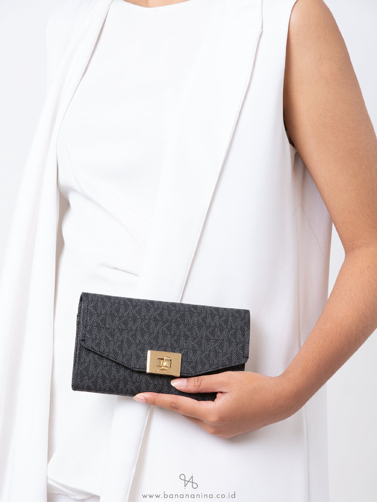 mk cassie wallet