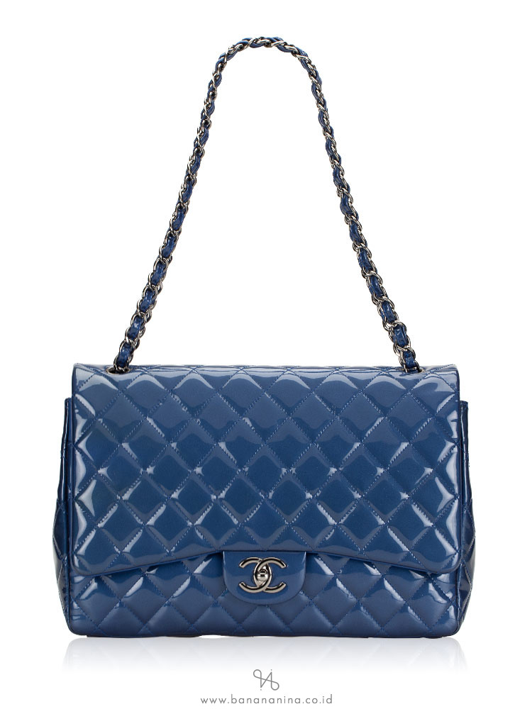 CHANEL Patent Leather Maxi Classic Double Flap Blue
