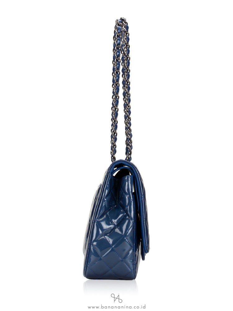 CHANEL Patent Leather Maxi Classic Double Flap Blue