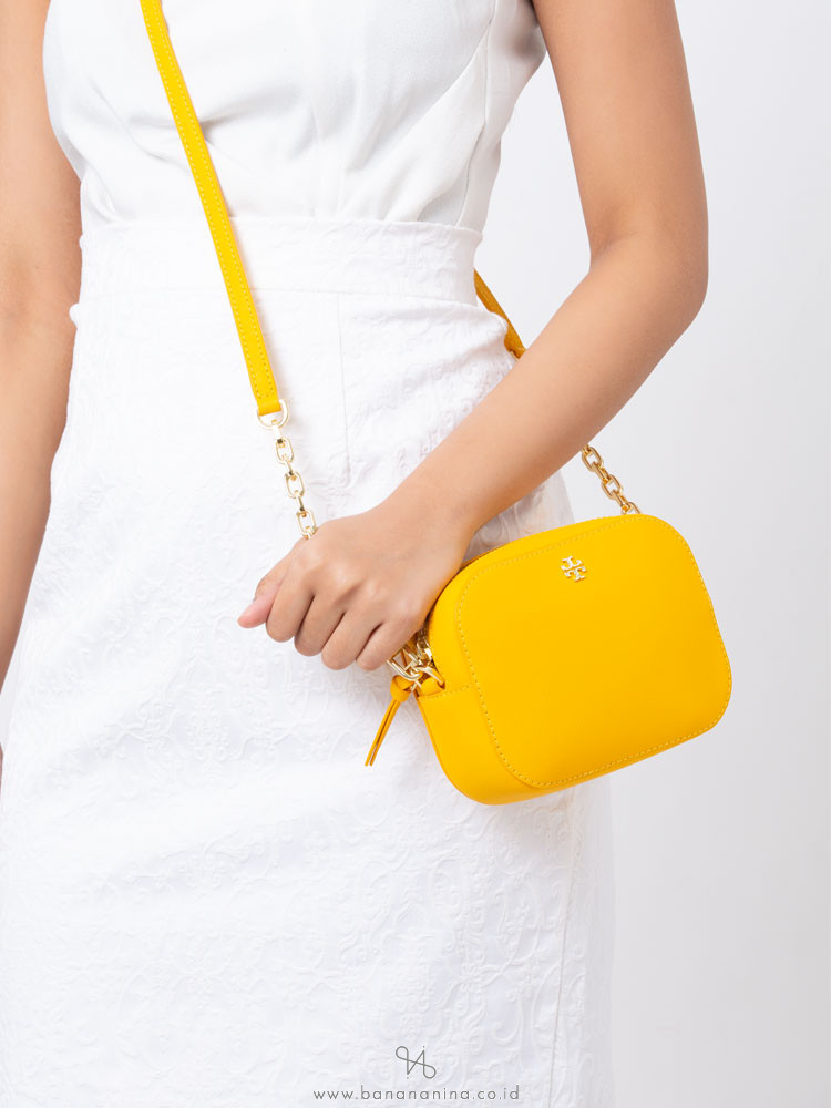 TORY BURCH Emerson Round Crossbody Cassia