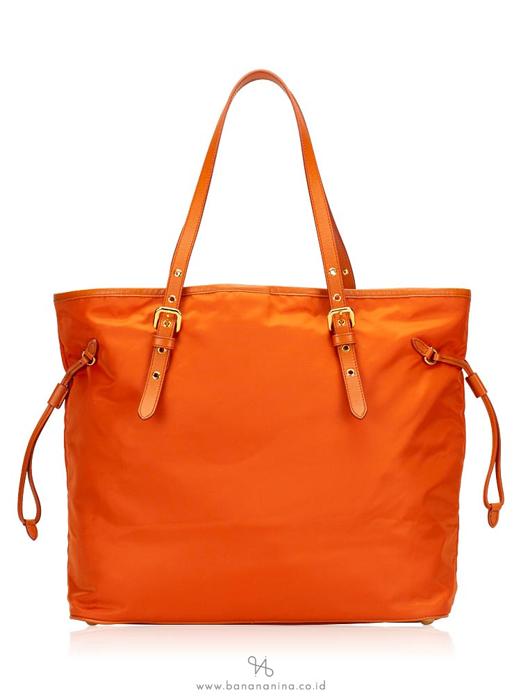 PRADA BR4997 Tessuto Saffiano Tote Papaya